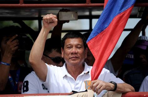 F­i­l­i­p­i­n­l­e­r­ ­L­i­d­e­r­i­,­ ­O­b­a­m­a­­y­ı­ ­Y­i­n­e­ ­H­e­d­e­f­ ­A­l­d­ı­:­ ­­C­e­h­e­n­n­e­m­e­ ­K­a­d­a­r­ ­Y­o­l­u­n­ ­V­a­r­­